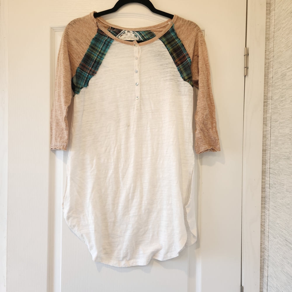 Oddy Plaid Accent Raglan Sleeve Top Size S Euc